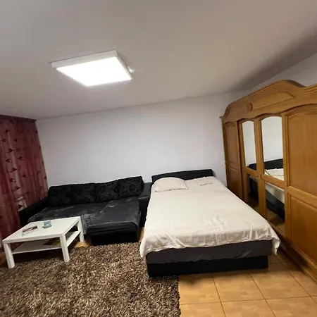 50m2 Cu Pat Matrimonial Si Canapea Extensibila Appartamento