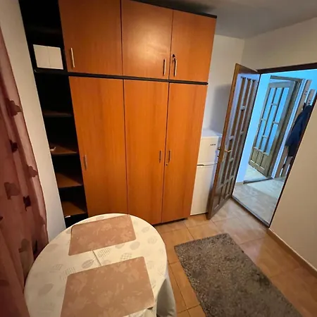 50m2 Cu Pat Matrimonial Si Canapea Extensibila Appartamento